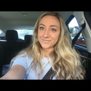 Meet your Posher, Alyssa